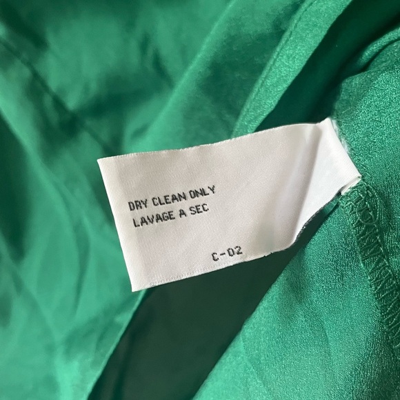 Tulle Emerald Green Button-Up Blouse - Picture 7 of 8